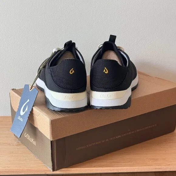OluKai Hula Black and White Athletic Shoes / Sneakers Size 8 Excellent condition - Picture 3 of 10